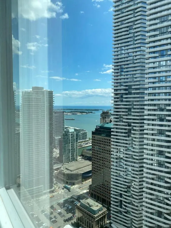 Appartement Toronto CN Tower Maple Leaf Square Luxurious 2 Bedroom Condo