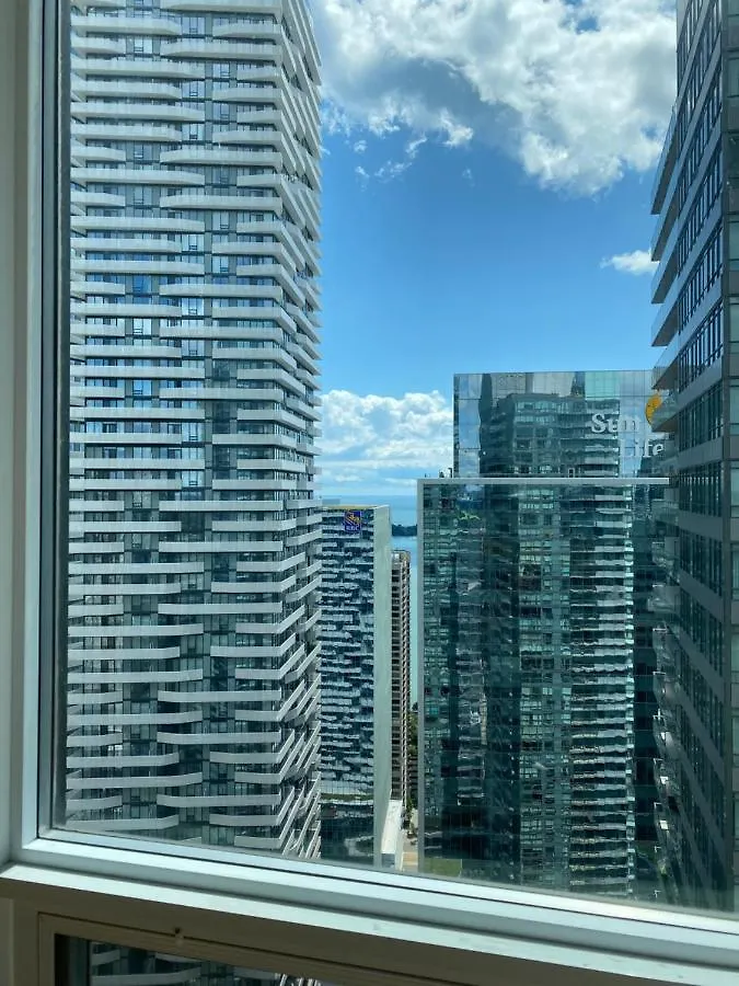 Toronto CN Tower Maple Leaf Square Luxurious 2 Bedroom Condo 0*,