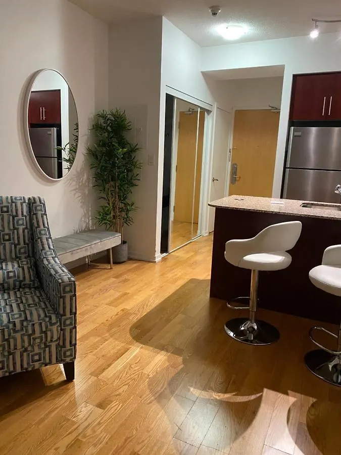 Toronto CN Tower Maple Leaf Square Luxurious 2 Bedroom Condo