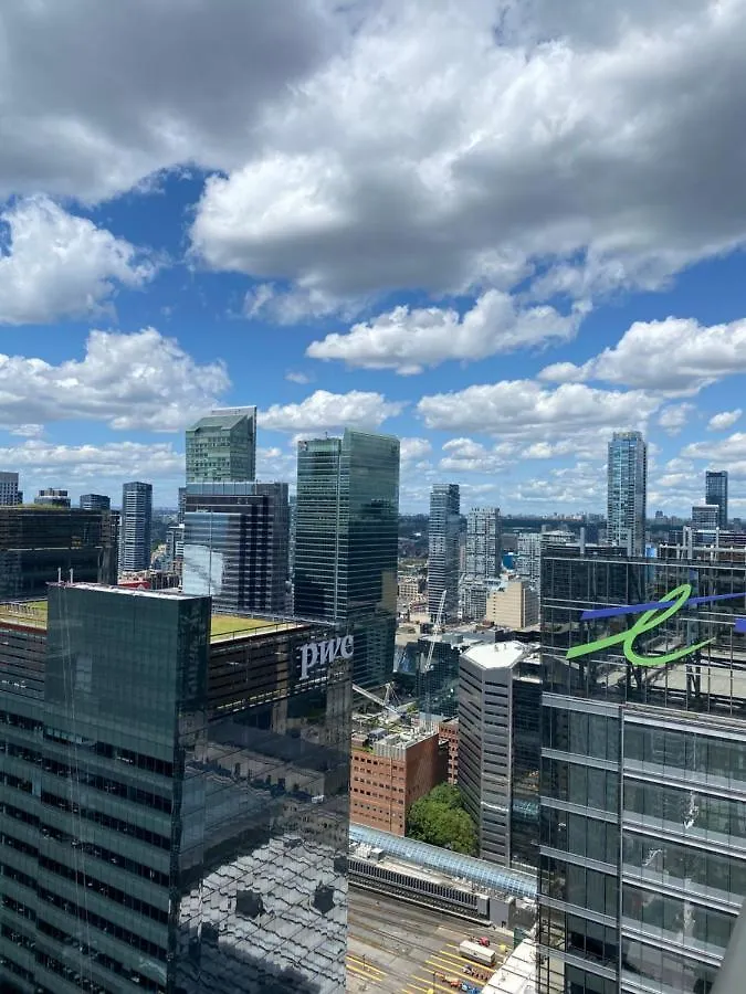 Toronto Cn Tower Maple Leaf Square Luxurious 2 Bedroom Condo Apartment