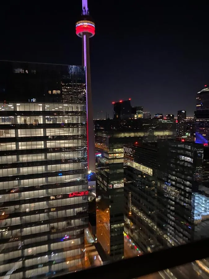Toronto Cn Tower Maple Leaf Square Luxurious 2 Bedroom Condo Canada