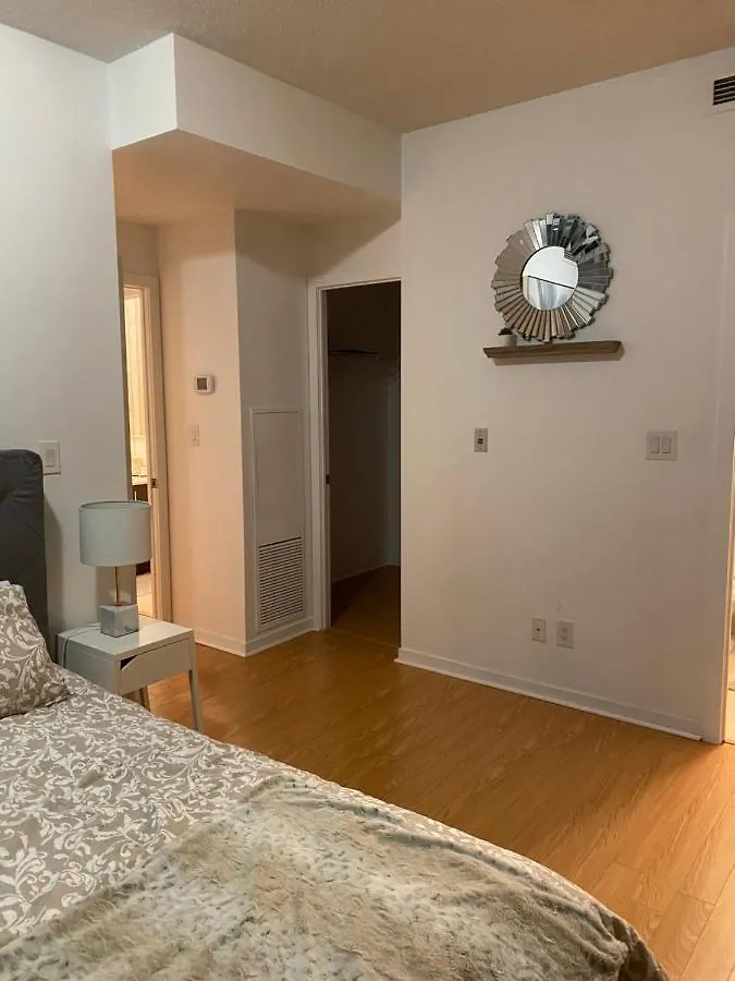 Toronto Cn Tower Maple Leaf Square Luxurious 2 Bedroom Condo 0*,